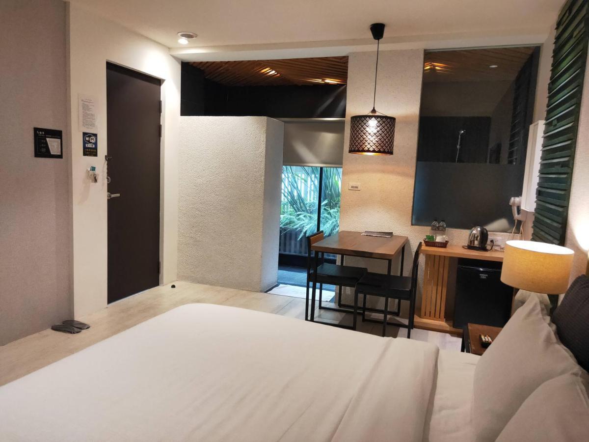 Roppongi Motel Pingtung Esterno foto